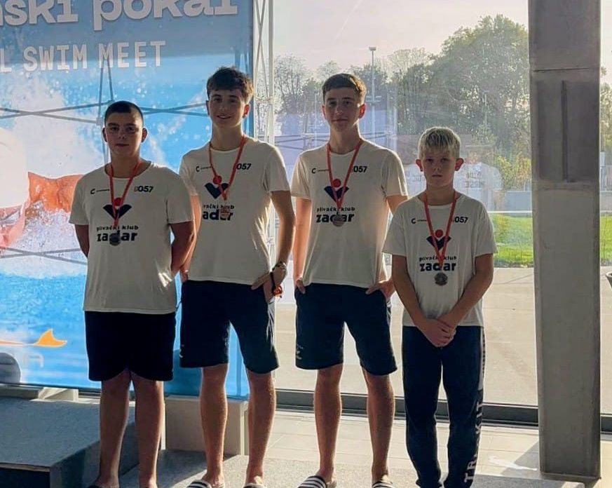 štafeta 4x50m mješovito – bronca (Niko Olujić, Tin Mršić, Toni Mršić, Matej Sinovčić)