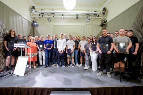 stipendije učenicima deficitarnih zanimanja stipendije učenicima deficitarnih zanimanja