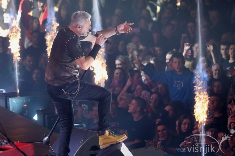 thompson-koncert-12-12-2025-15 thompson-koncert-12-12-2025-15