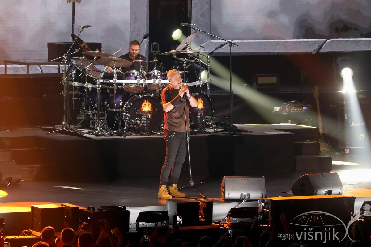 thompson-koncert-12-12-2025-2 thompson-koncert-12-12-2025-2