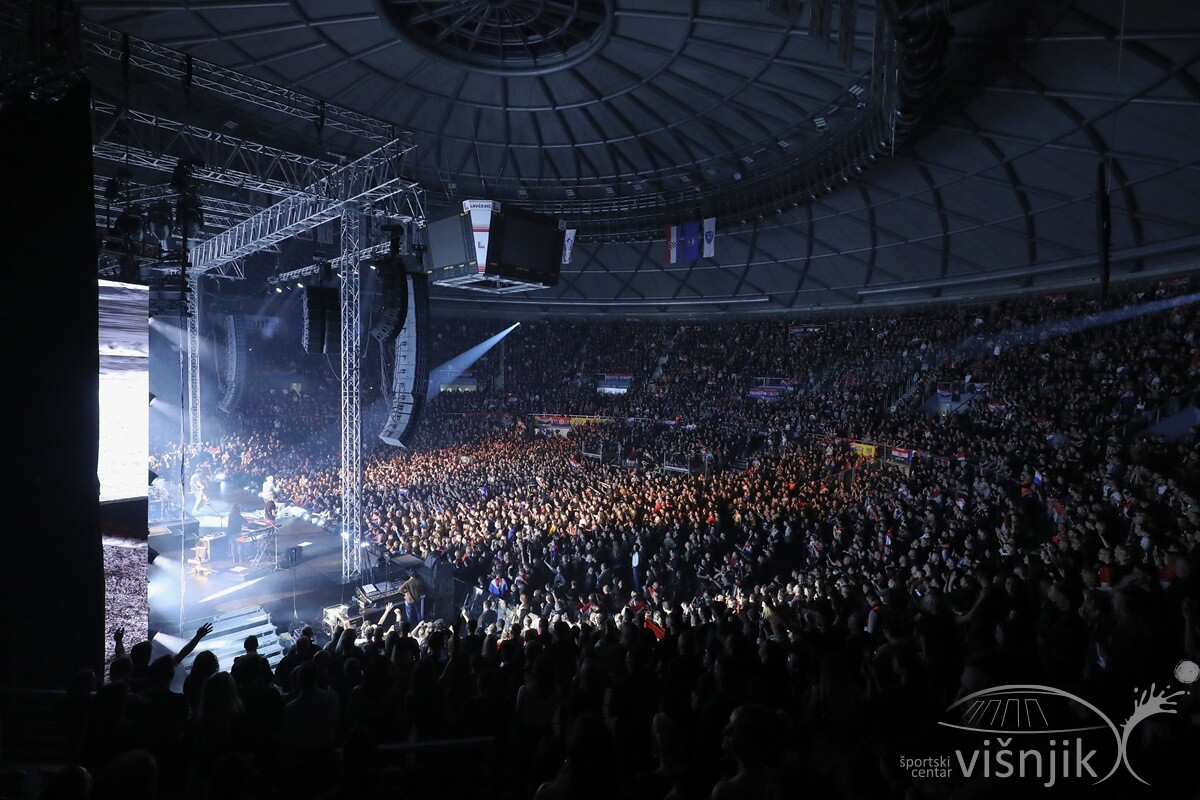 thompson-koncert-12-12-2025-7 thompson-koncert-12-12-2025-7