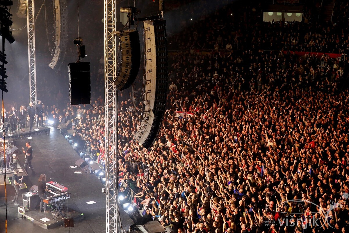 thompson-koncert-12-12-2025-8 thompson-koncert-12-12-2025-8