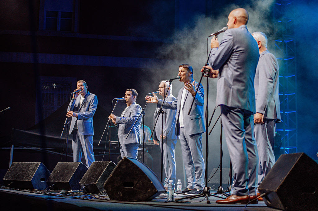 intrade(1) intrade(1)