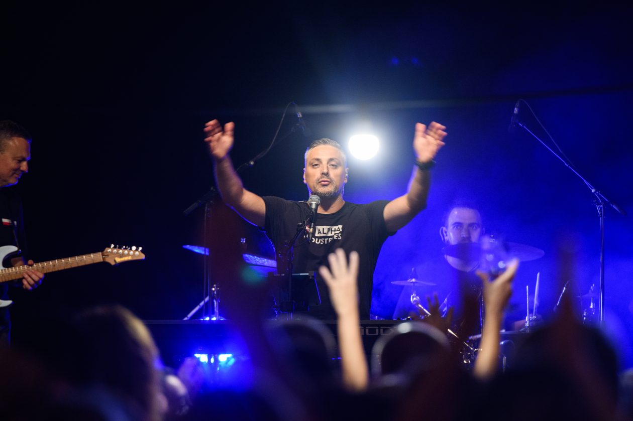 VRSI – 08.08.2025 – Gastro & Wine uz koncert Petra Dragojevića na Vrškoj rivi VRSI – 08.08.2025 – Gastro & Wine uz koncert Petra Dragojevića na Vrškoj rivi