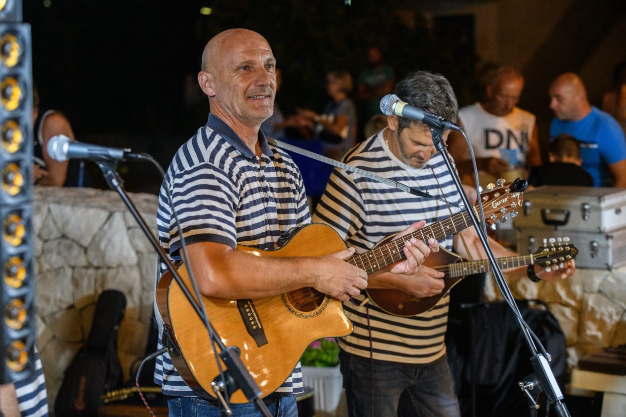 Materin pijat @ Vrsi Materin pijat @ Vrsi