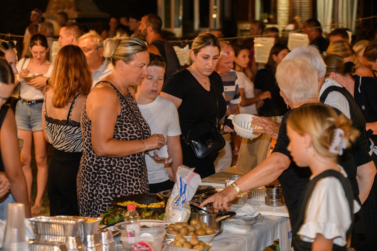 Materin pijat @ Vrsi Materin pijat @ Vrsi