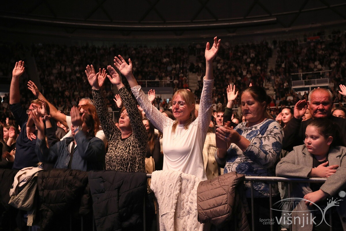 Večer slavljenja napunila Višnjik Večer slavljenja napunila Višnjik