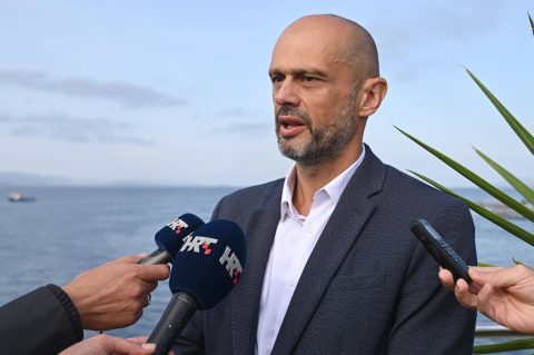 Zadar: Obilazak Cromaris-ovih kaveza za uzgoj ribe na Lavdari Zadar: Obilazak Cromaris-ovih kaveza za uzgoj ribe na Lavdari